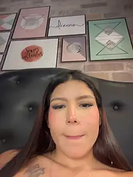 Chatroom XXX en direct de CherrySmirkXXX