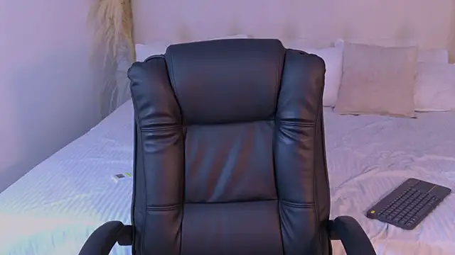 AbrilCardenasX – Naživo XXX chat