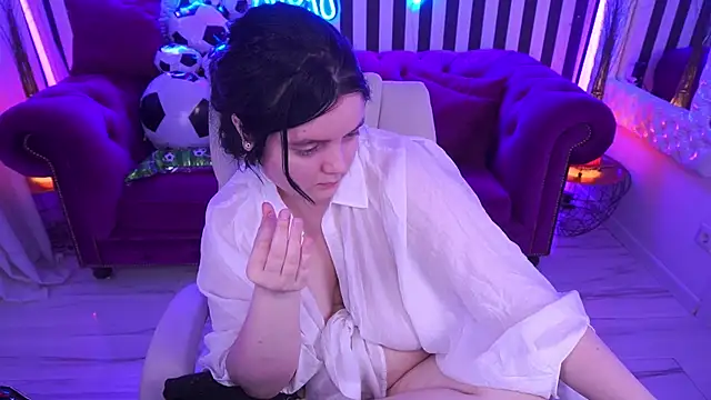 Webkamerová show LittleShyy