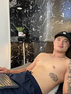 Živý XXX chat Alexander_ferre