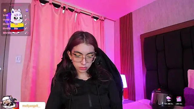 Molly_A 现场XXX聊天