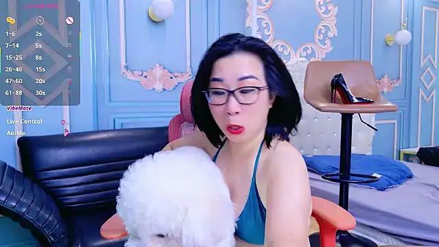 Živý XXX chat LucianaMe