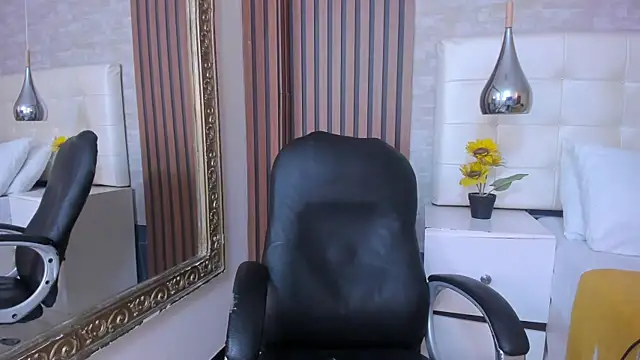 LeoRydeer Live XXX Chat