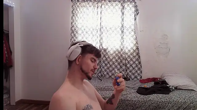 XXX chat uživo modela benzooo3