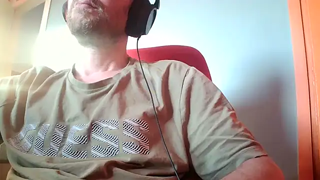 Chatroom XXX en direct de truble78