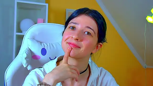 AnneAvelin Adlı Modelin Canlı XXX Sohbeti