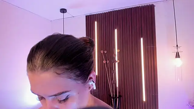 ArianaBaker Live XXX-chat