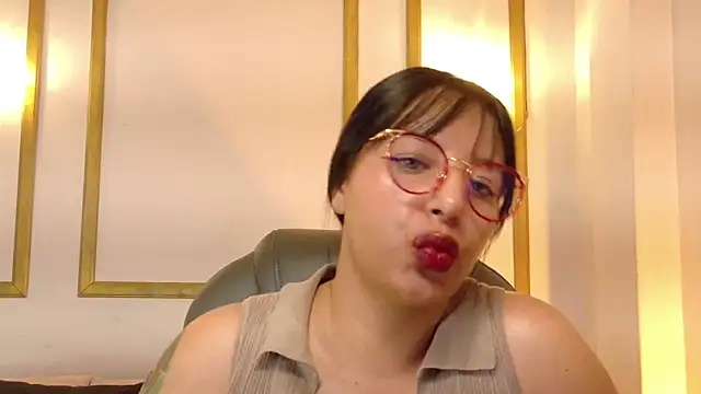 Chat XXX en directo de Abbiee_gh