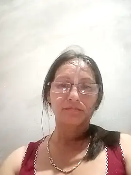 Cucci07 Chat XXX in diretta