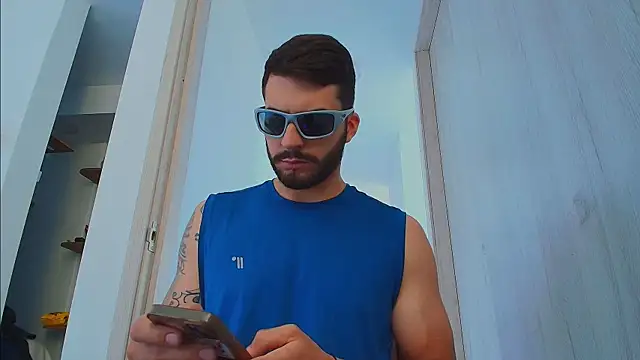 thomas_gun live XXX chat