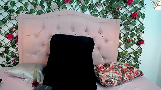 Chat XXX ao vivo de LucyCute_1