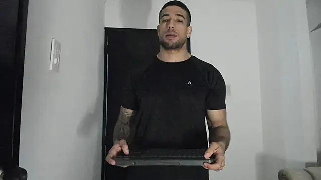 ThiagoLugo live XXX chat