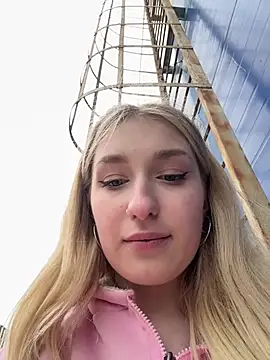 Polly_Pop – Naživo XXX chat