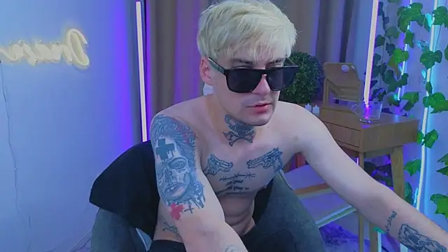 drillfi11 Chat XXX in diretta