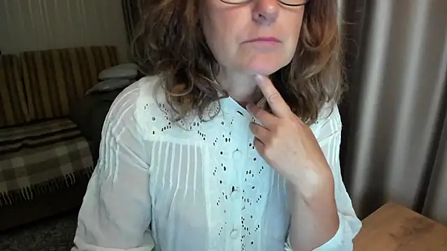 lauraoven's Live XXX Chat