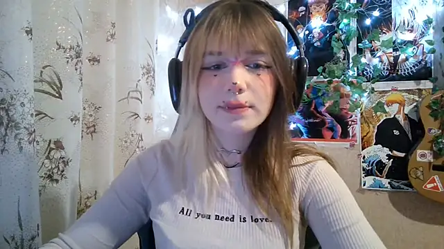 MilaTyan's Live XXX Chat