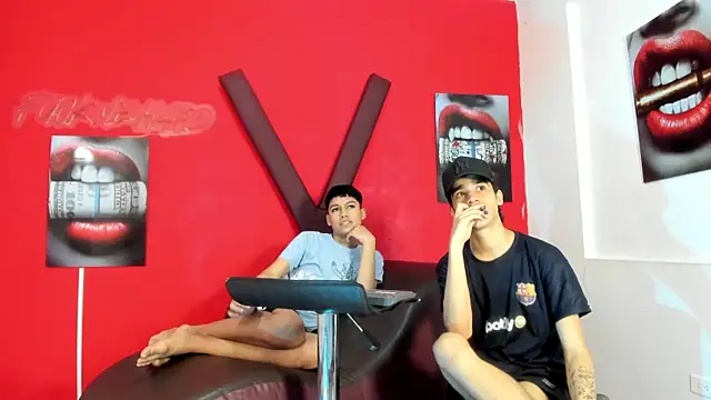 KING_LOVERS1 Live XXX-chat