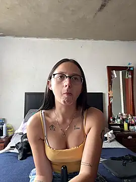 Ariiaa_ Adlı Modelin Canlı XXX Sohbeti