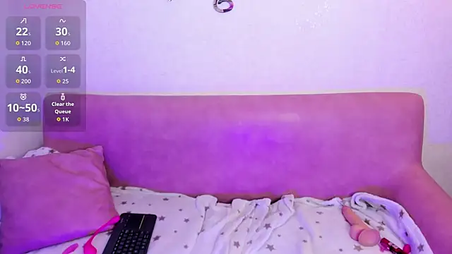 CoralineRed's Live XXX Chat