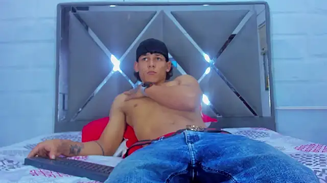 Czat XXX na żywo – TemptKing_