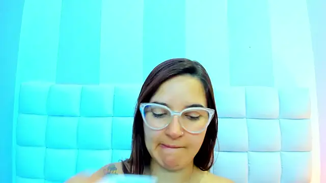 teresasroom_'s Live XXX Chat