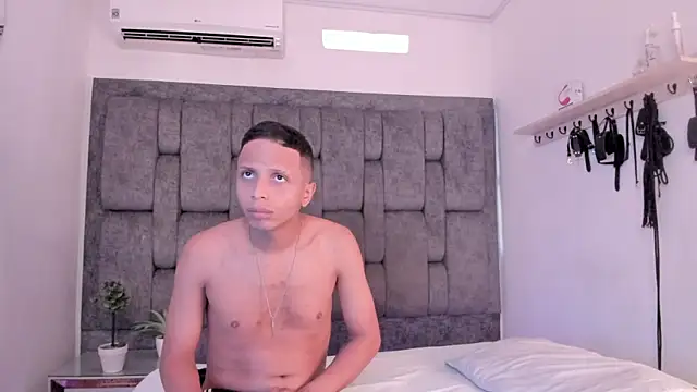 DamianandEva's Live XXX Chat