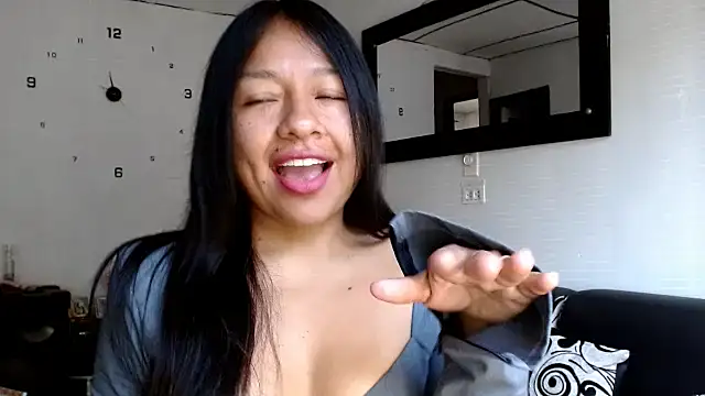 Chat XXX en directo de alisonnturbay