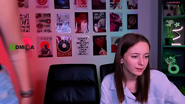 XXX chat uživo modela chloe_ley
