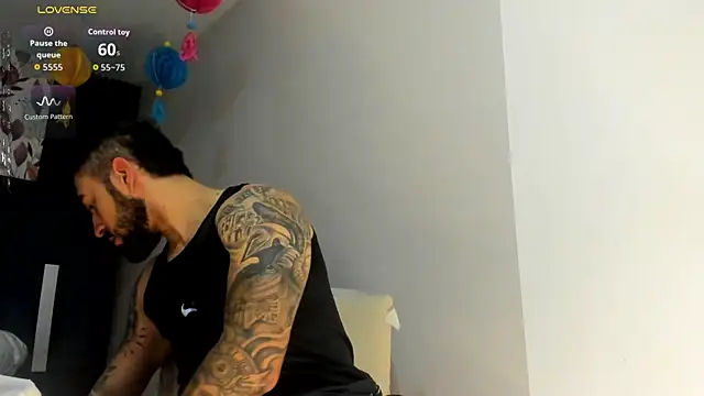 MarkWalker__ Live XXX-Chat