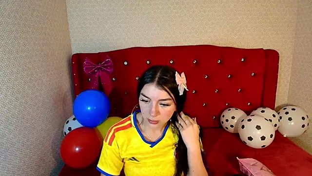 Angelchristix: онлайн-секс-чат