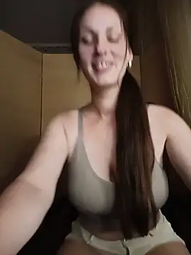 LunaCrystall Chat XXX live