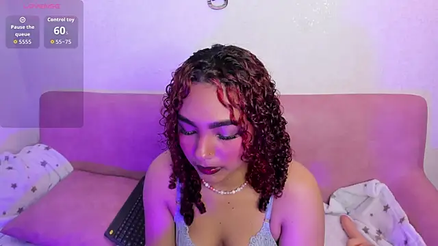 Chat XXX en directo de CoralineRed