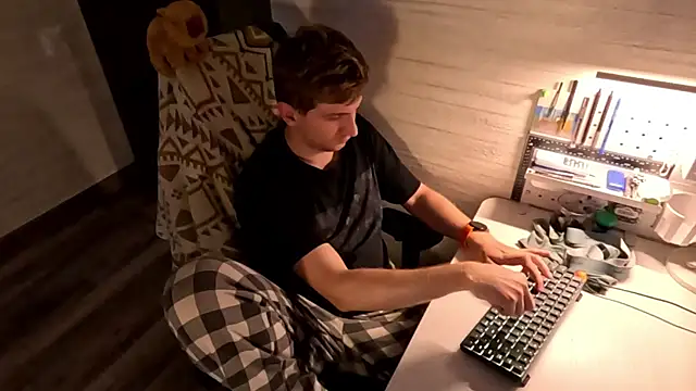 Einar_Nut: απευθείας συνομιλία ΧΧΧ