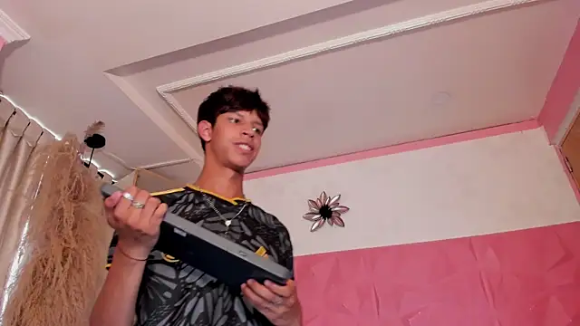 Ethan_qop 即時 XXX 聊天