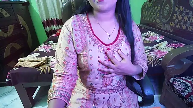 BengaliQueenStar: απευθείας συνομιλία ΧΧΧ