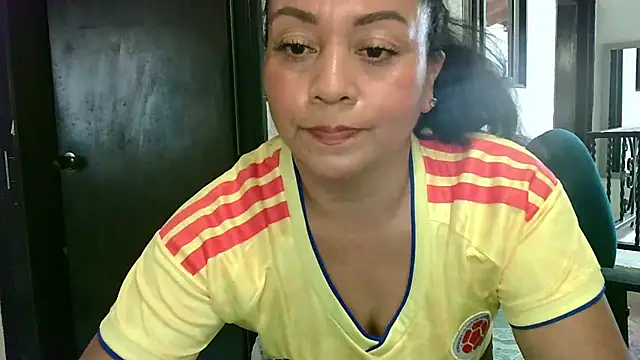 zaray_bella Obrolan Langsung XXX