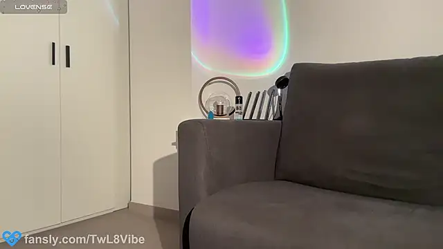twl8vibe's Live XXX Chat