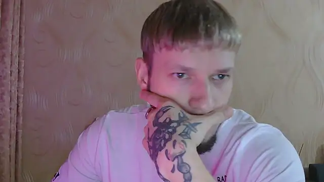 XXX chat uživo modela frama666