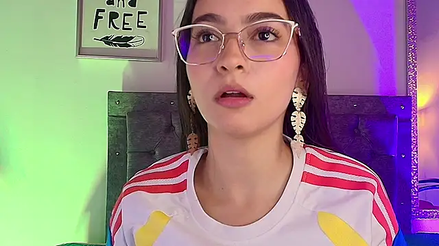 Chat +18 de Daphne_Rosse ao vivo