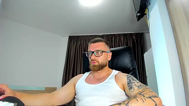 Živý XXX chat Findom_guy