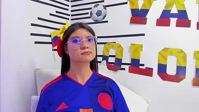 LindaCatalina_'s Live XXX Chat