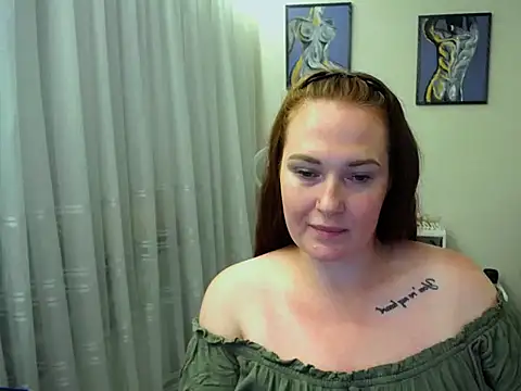 Lady_Tiana's Live XXX Chat