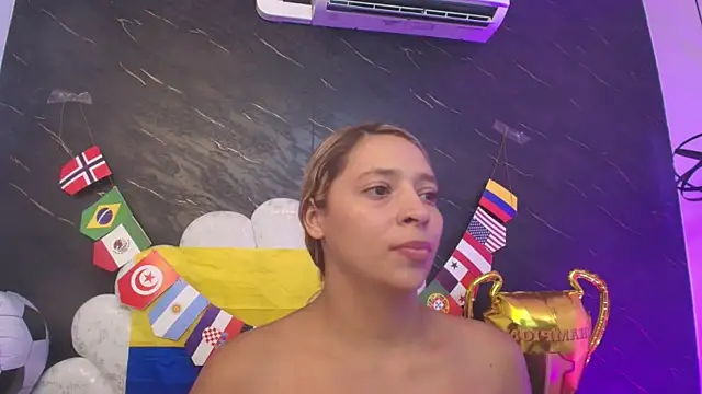 _MiaBrown_'s Live XXX Chat