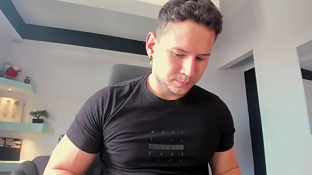 Izui_Piercen Live XXX chat