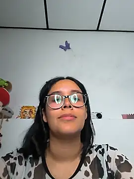 Chat +18 de Annya-sweet ao vivo