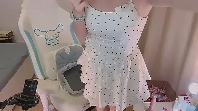 -ruirui's Live XXX Chat
