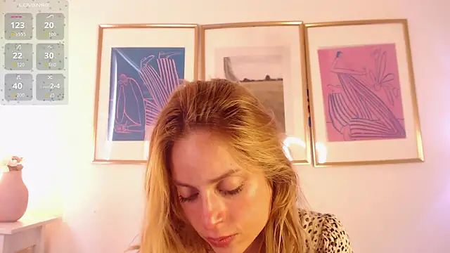 צ'אט XXX בשידור חי של Lyana_xz