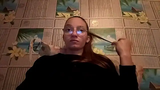 Онлайн чат XXX SparkleJebb