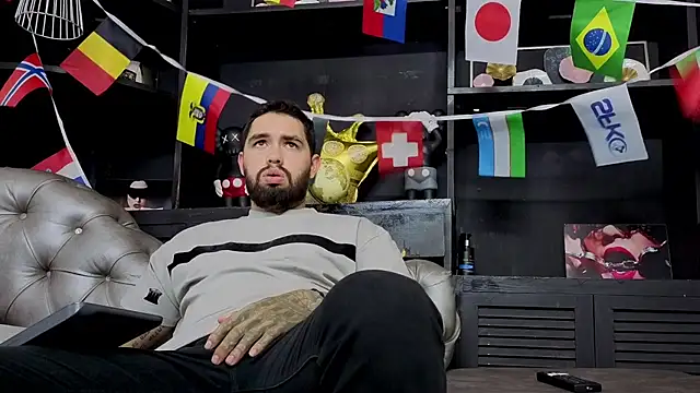 matteosantos élő XXX-chatje