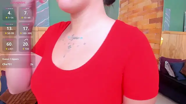 megansumer 即時 XXX 聊天